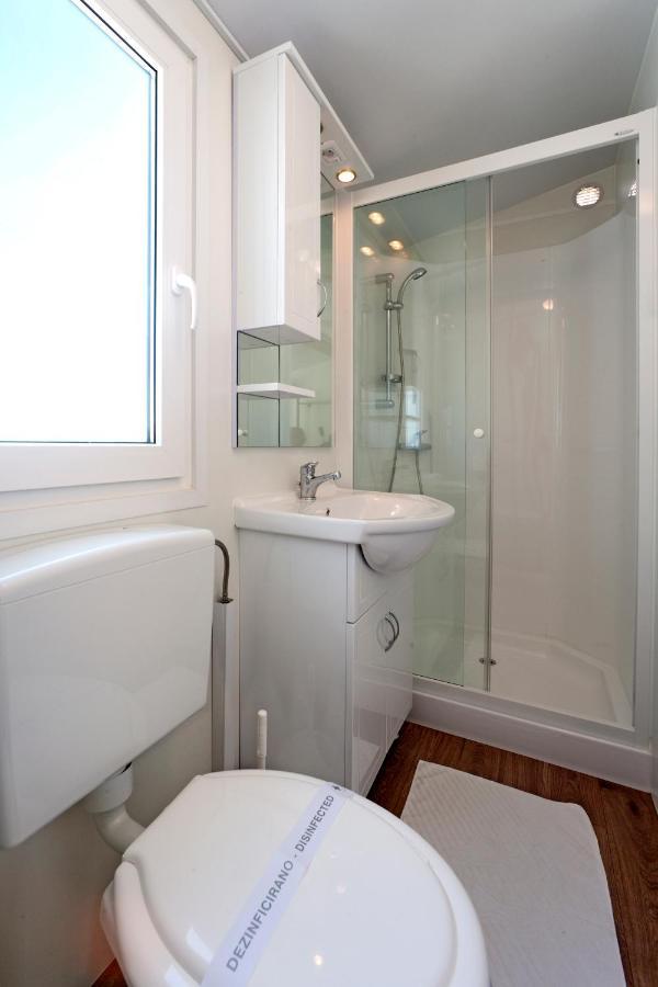 Camping Ulika Mobile Homes - Naturist Cervar-Porat Luaran gambar