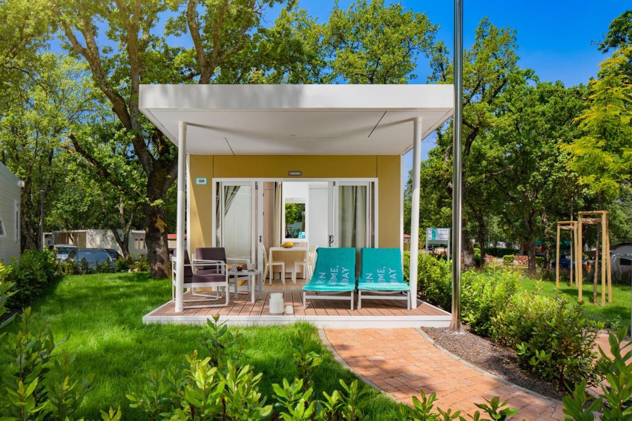 Camping Ulika Mobile Homes - Naturist Cervar-Porat Luaran gambar